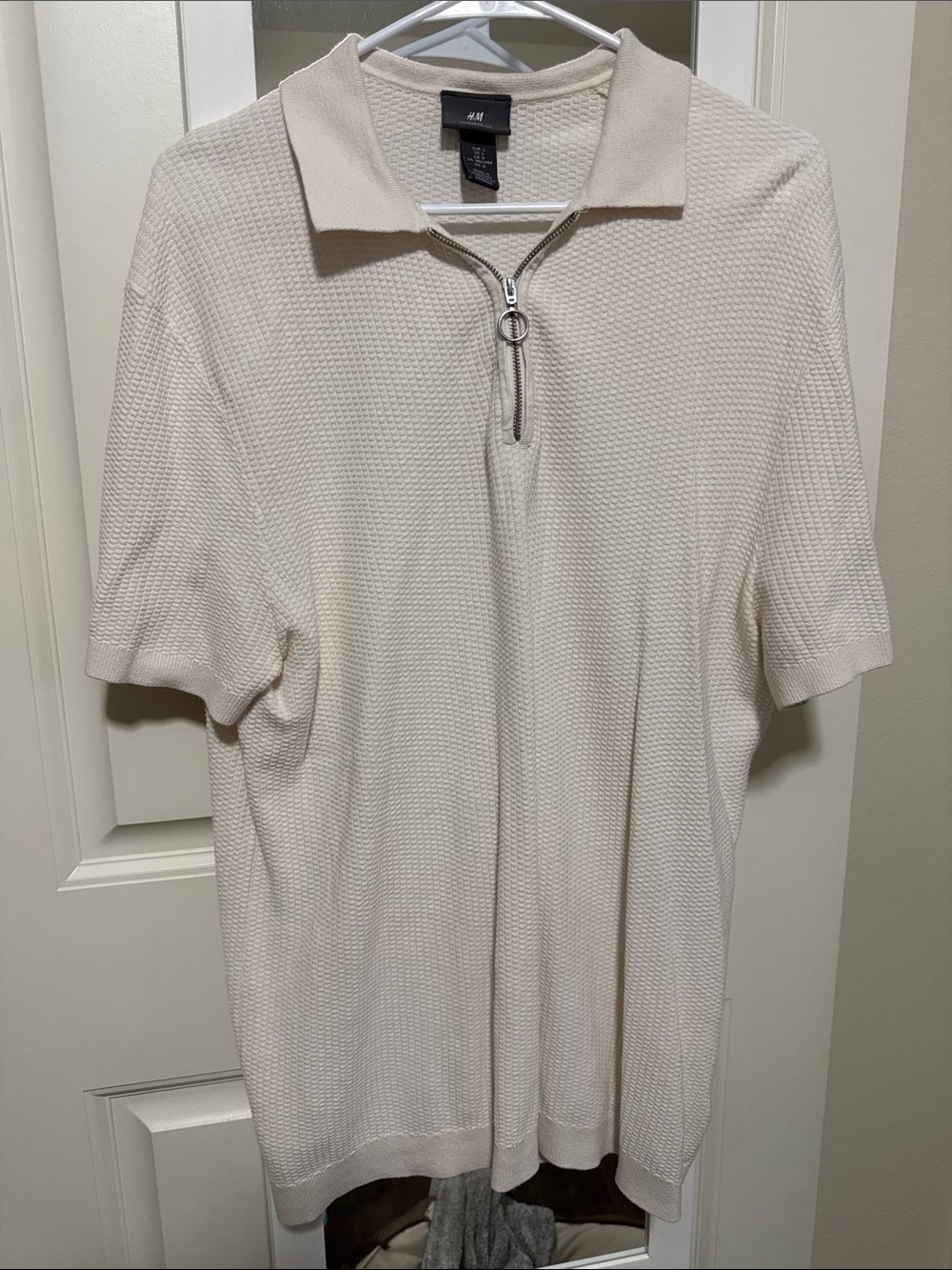 H&M Men's Cream Short-Sleeve Polo with Zip Placket